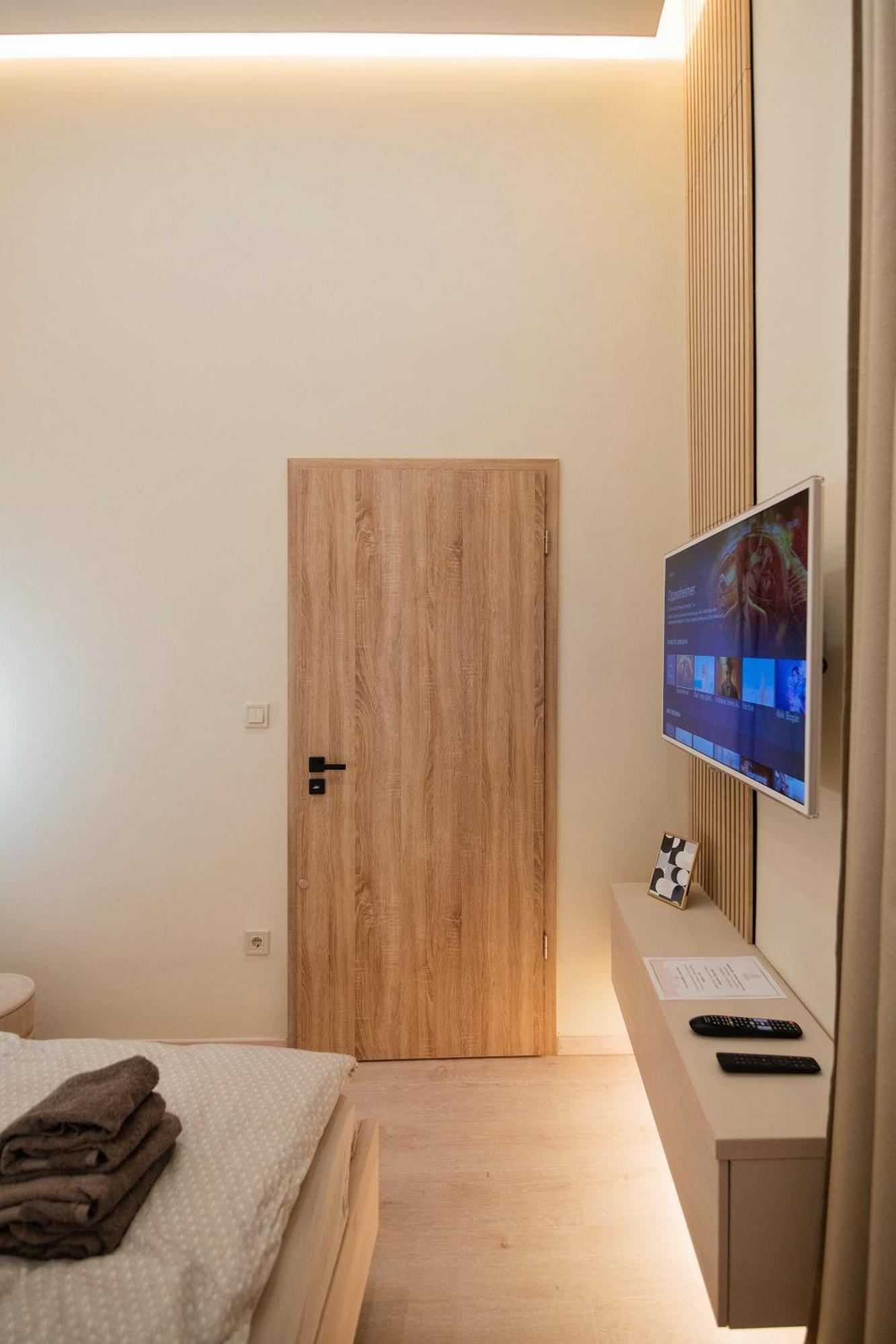 Hubner Apartment Budapest Luaran gambar